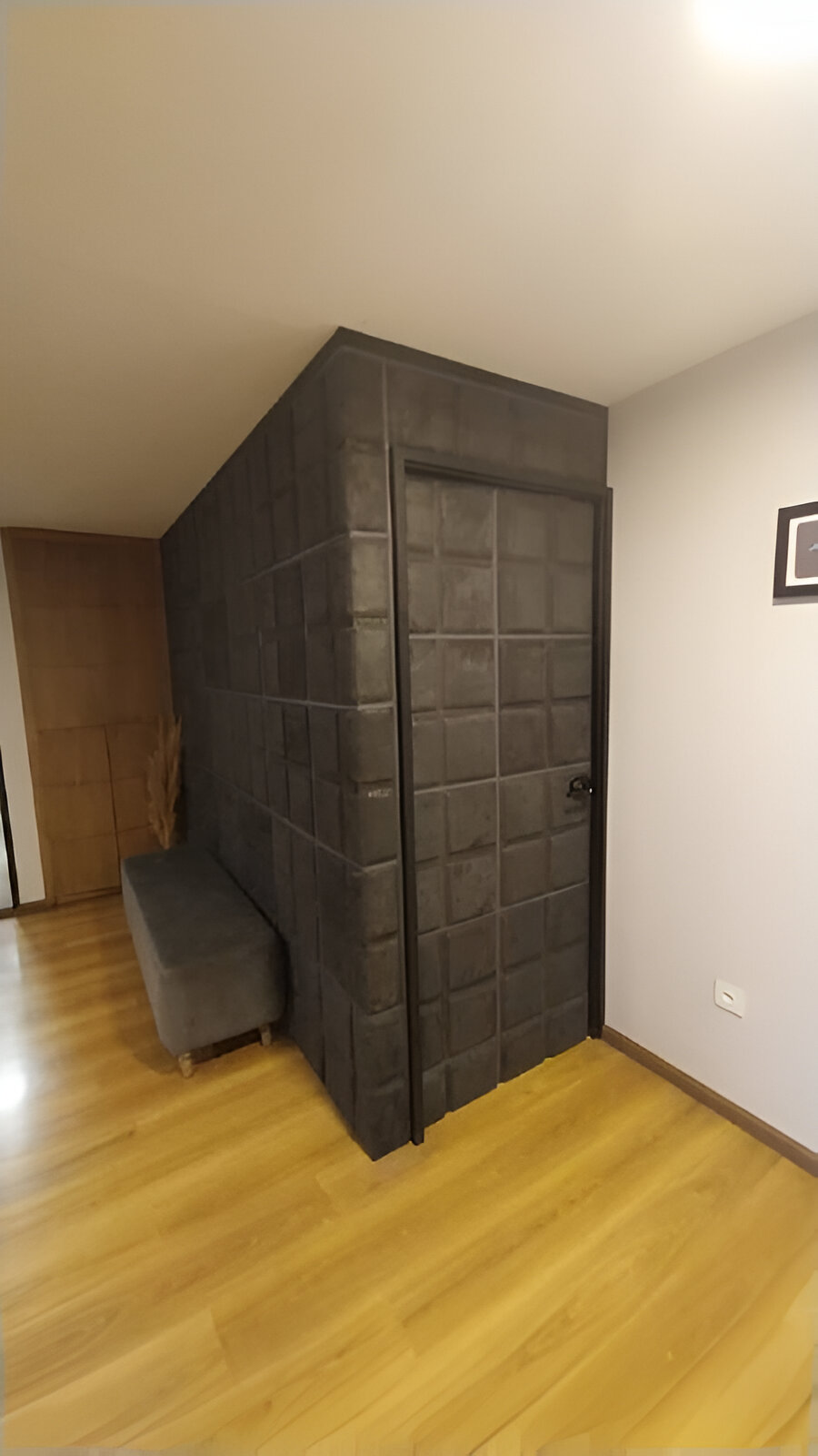 آموزش نصب دیوار پوش پشت چسب دار مخملی بر روی شیشه