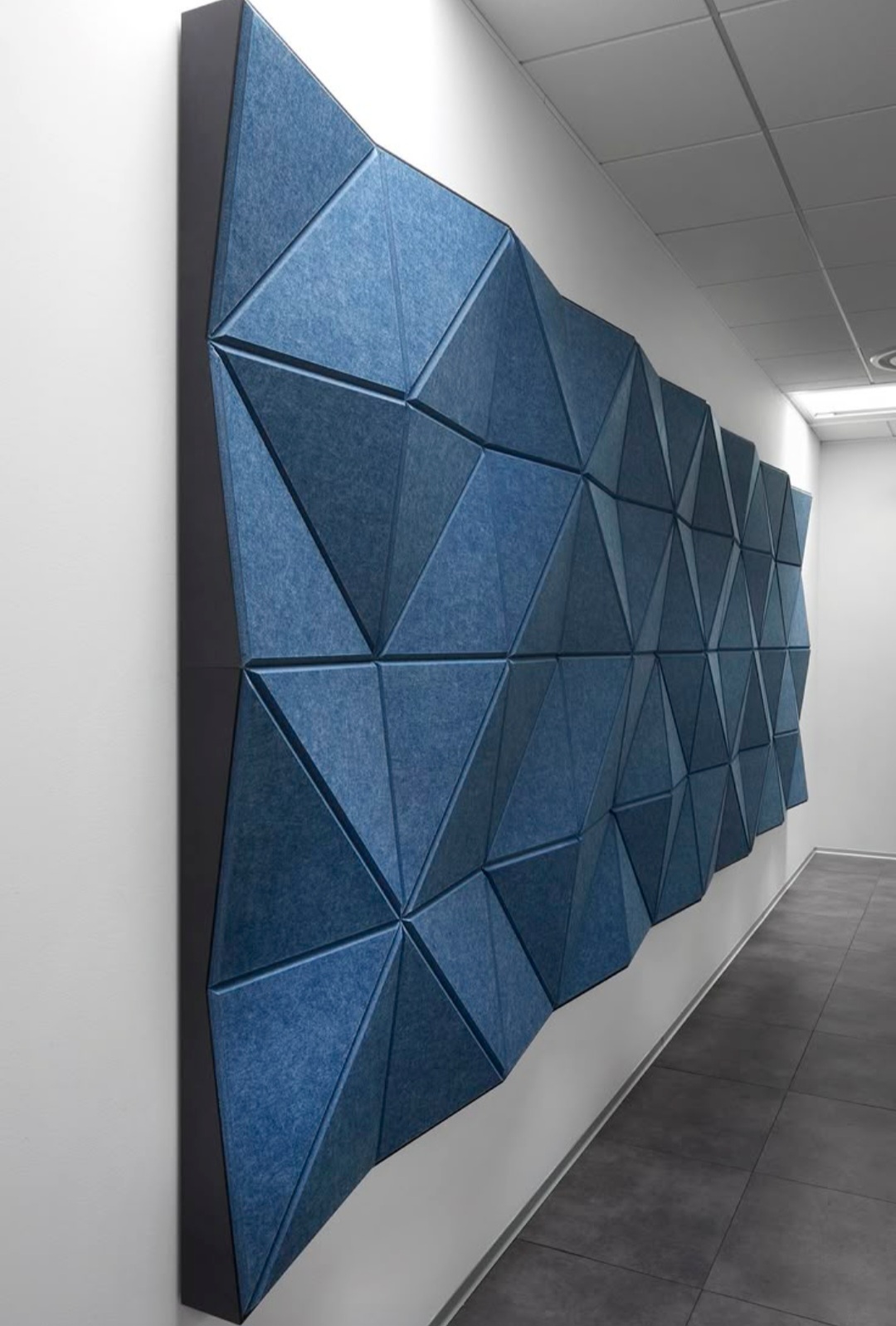 قیمت تایل آکوستیک 12 میل ای جی وی در 2 دی 1404